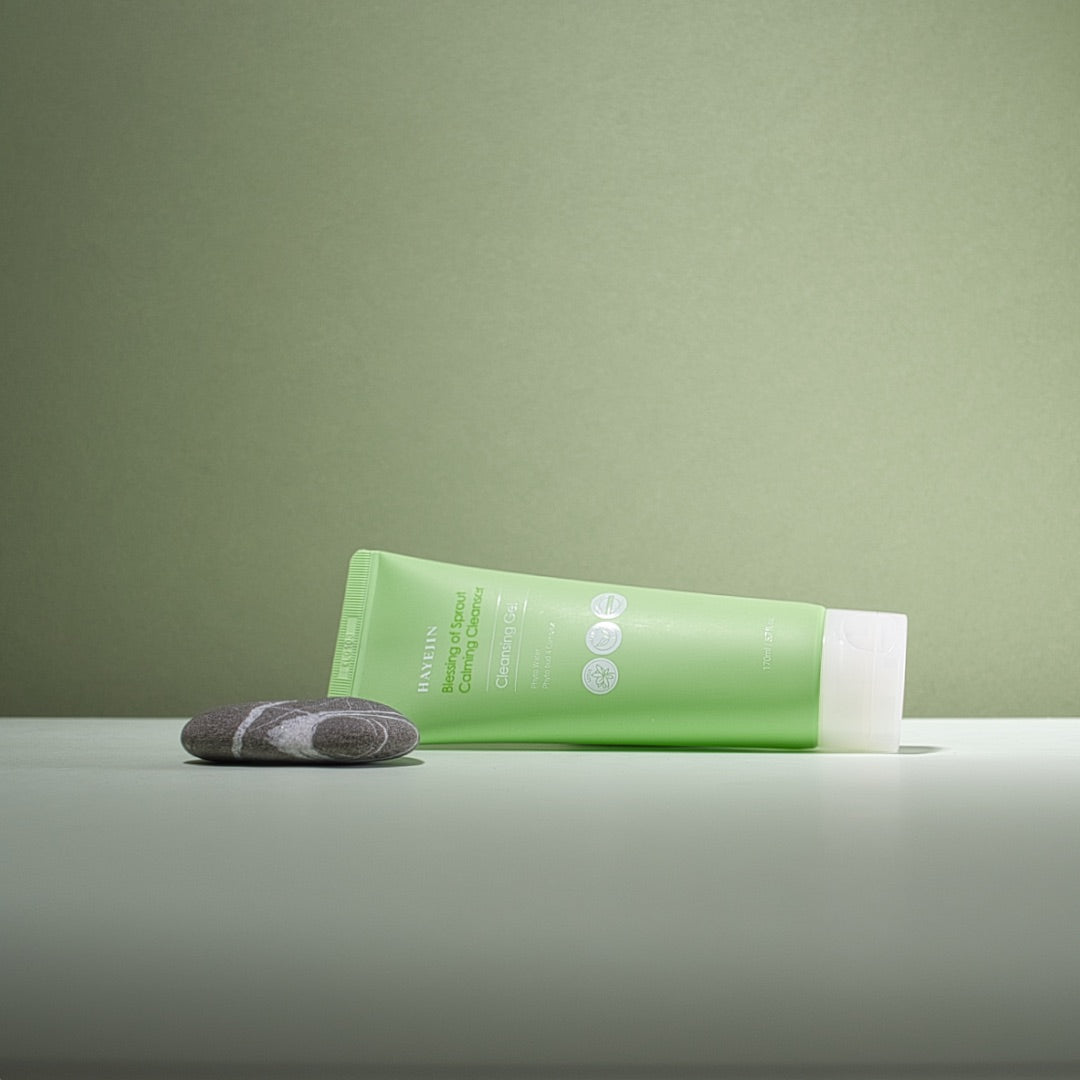 Upokojujúci čistiaci gél na tvár 170 ml